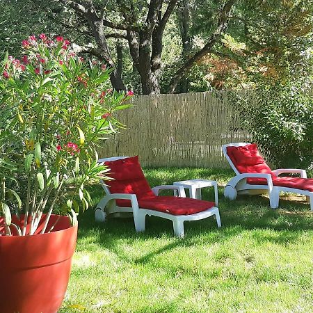 Suite Avec Jardin Entre Aix En Provence, Luberon Et Verdon Peyrolles-en-Provence エクステリア 写真