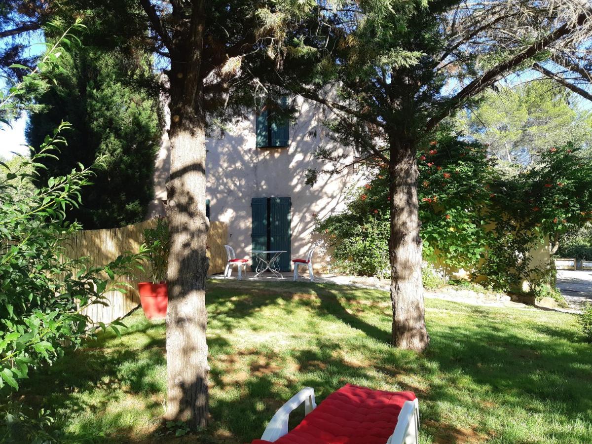 Suite Avec Jardin Entre Aix En Provence, Luberon Et Verdon Peyrolles-en-Provence エクステリア 写真